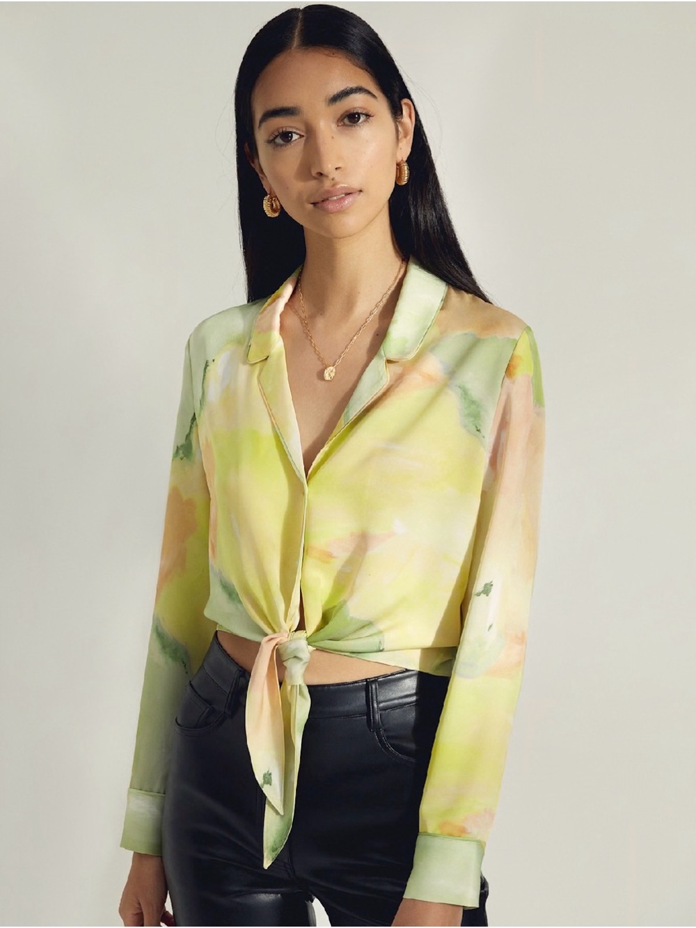 Aritzia wilfred Tie-Front Blouse -